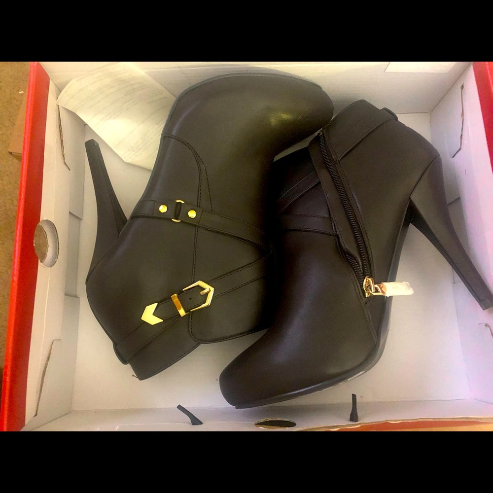 Guess stiletto heel mocha